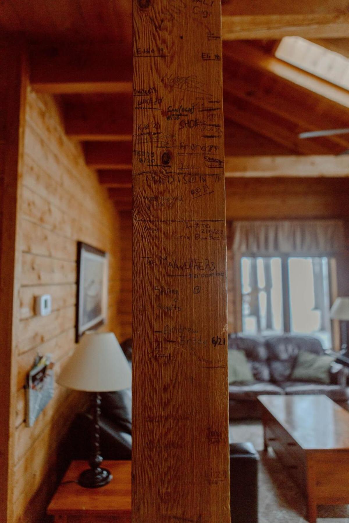 Crystal Mountain Cabin-Shuttle Pass Included! Thompsonville Exteriör bild